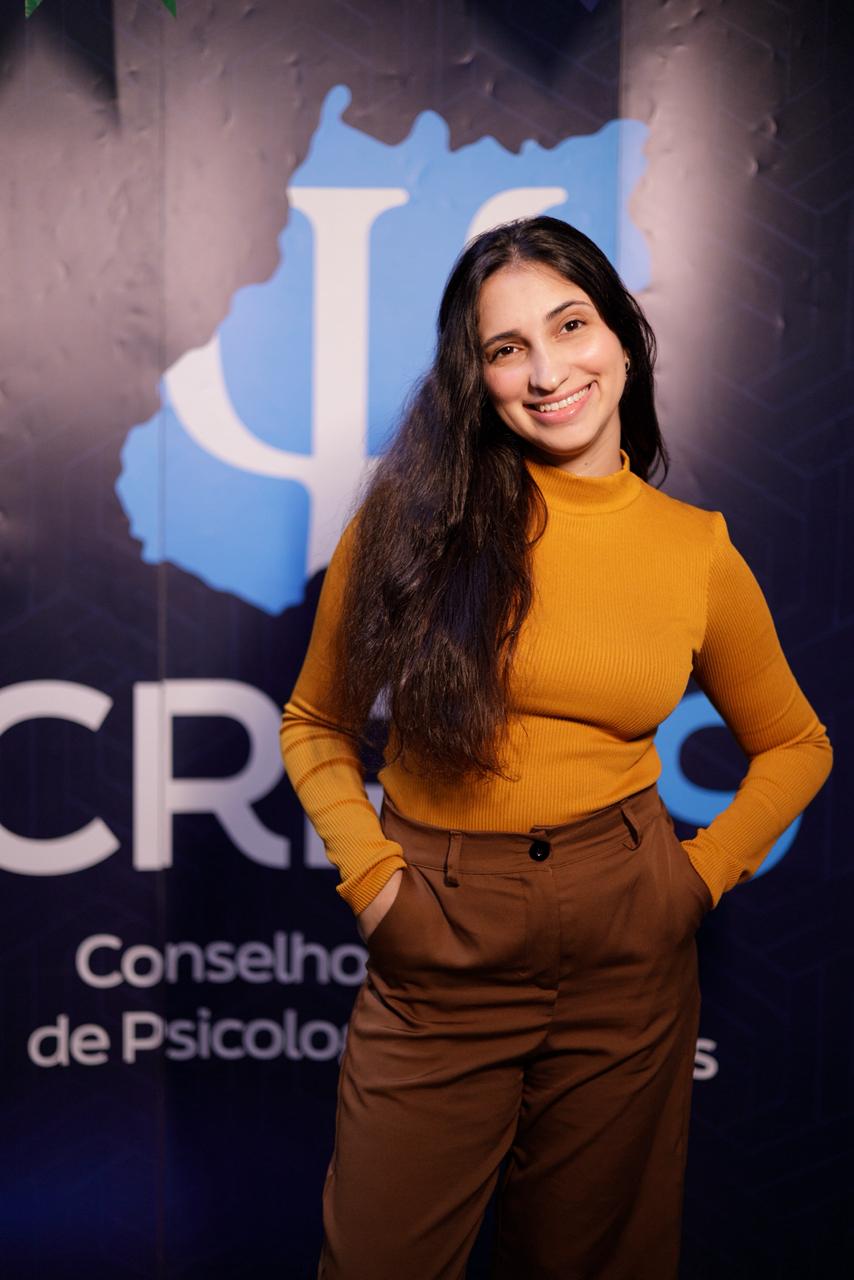 Kamilly Arantes no painel do Conselho Regional de Psicologia